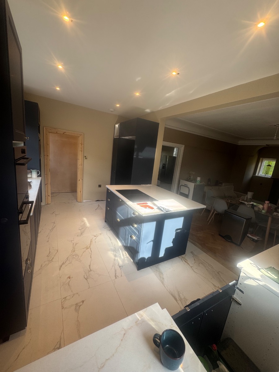 Kitchen Fitter: Image 17